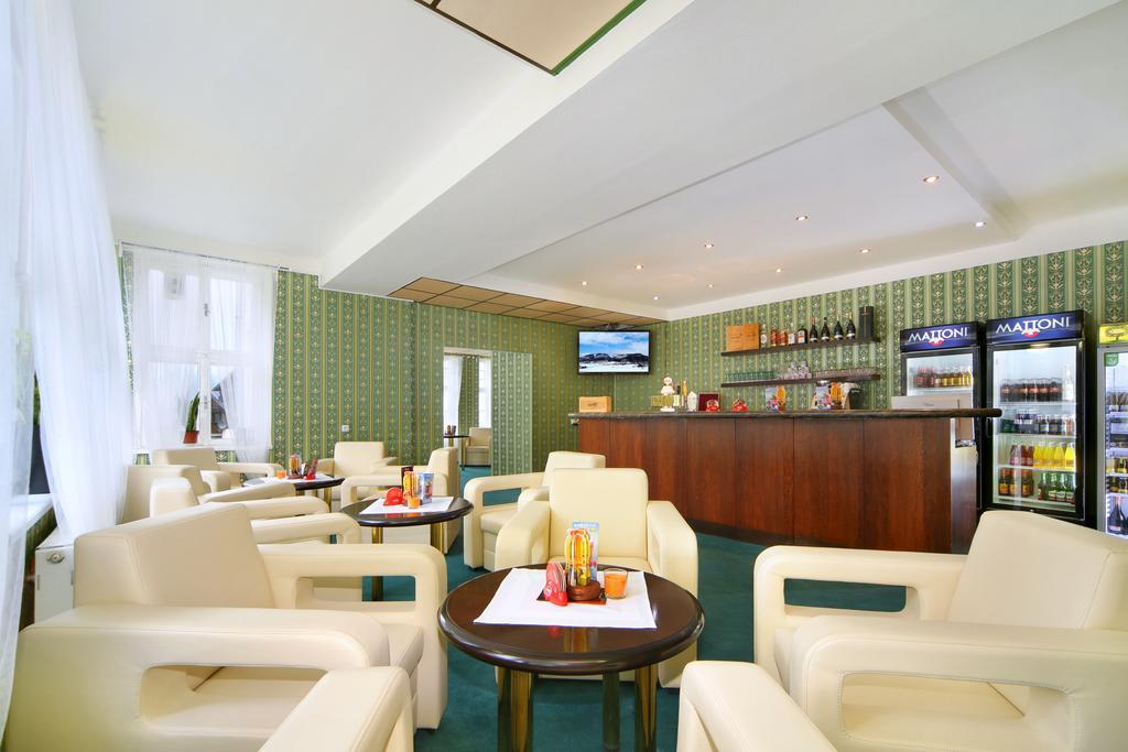 Palace Club Špindlerŭv Mlýn Dış mekan fotoğraf