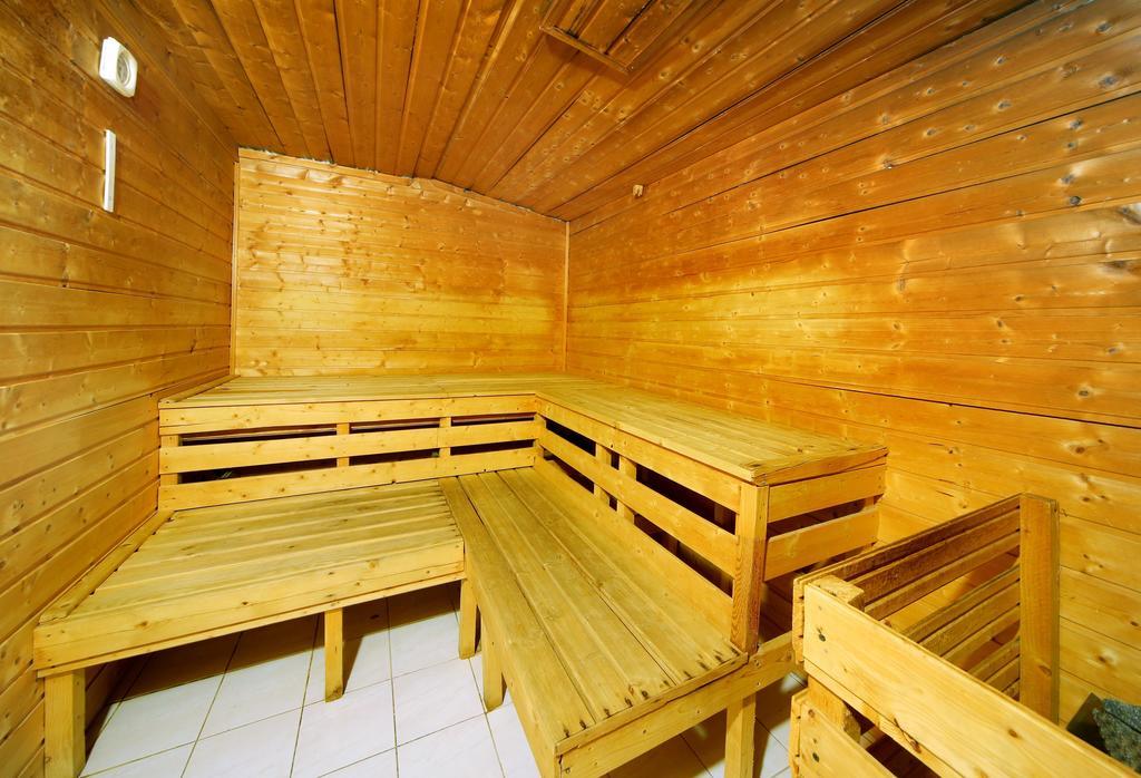 Palace Club Špindlerŭv Mlýn Dış mekan fotoğraf