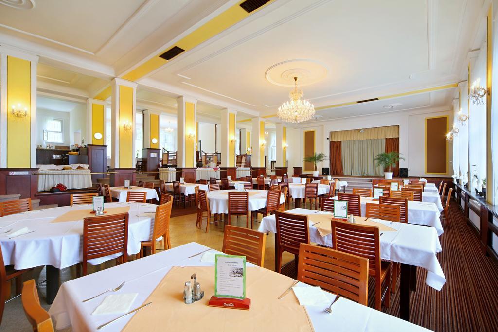 Palace Club Špindlerŭv Mlýn Dış mekan fotoğraf